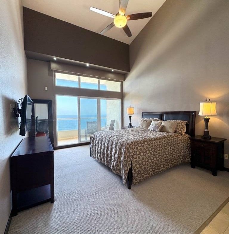 La Jolla del Mar Penthouse 1502