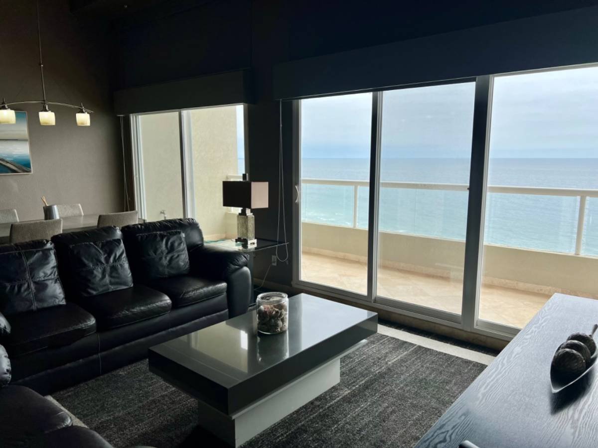 La Jolla del Mar Penthouse 1502