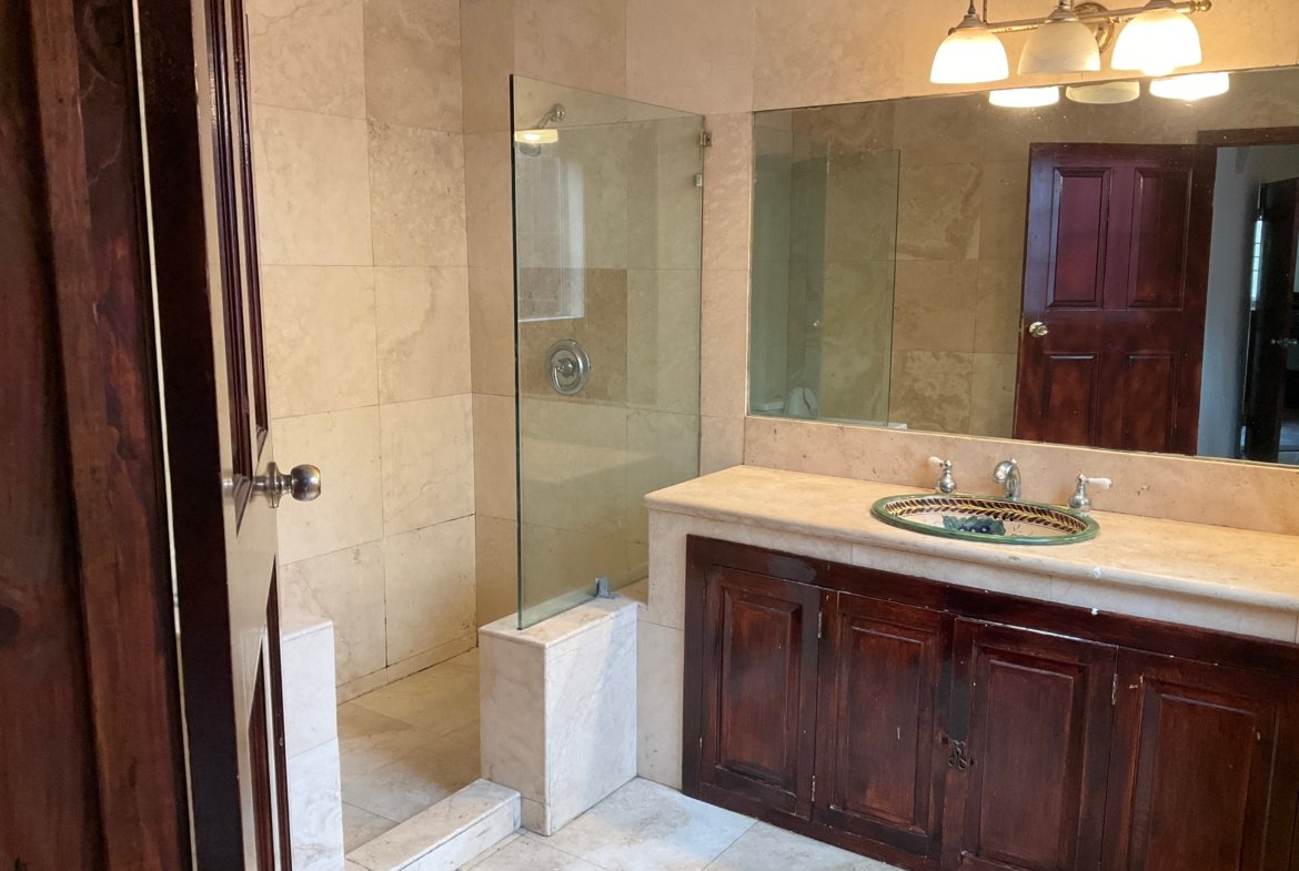 1 st home bathroom