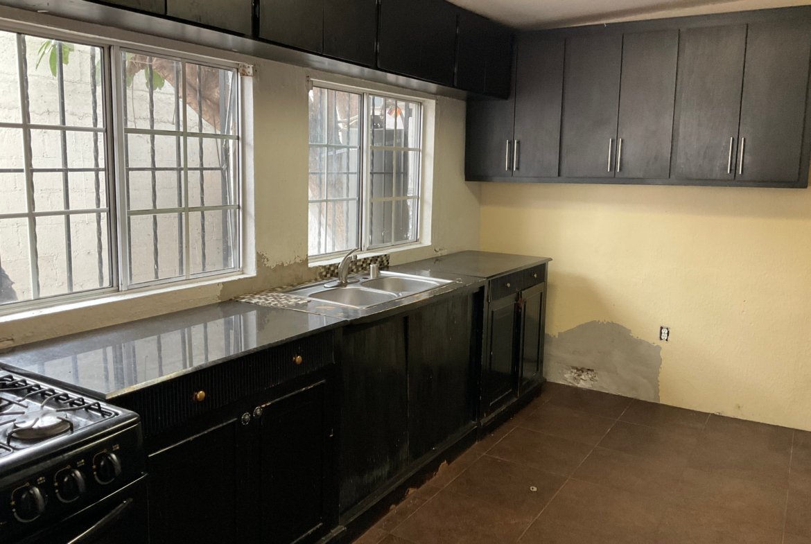 1 st home kitchen